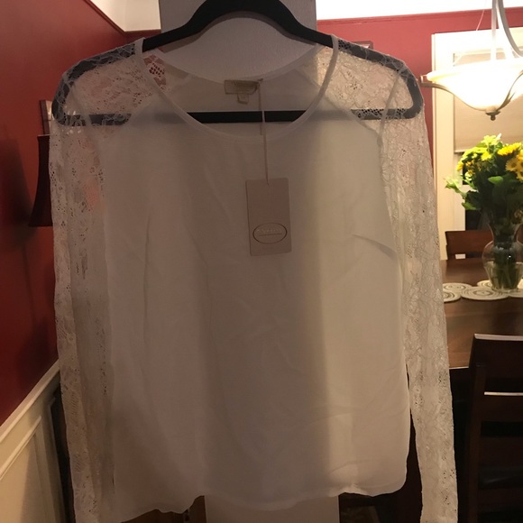 Italian White Blouse with Lace Sleeves - Picture 1 of 2